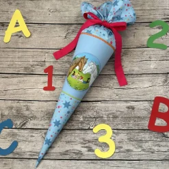 zauberhafte Schultüte aus Stoff mit Sternen und Bibi Blocksberg & Tina Motiv