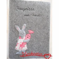 Zeugnis, Zeugnismappe, Zeugnishülle, Zeugnisse, gestickt, Filz, Hase, Schultüte, Junge, Mädchen, personalisierbar, mit N