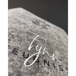 Zeugnismappe aus Filz *Blätter* | personalisiert mit Namen und Farbe