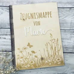 Zeugnismappe personalisiert aus Holz | Geschenk zum Schulstart | Zeugnisordner mit Namen | Einschulungsgeschenk