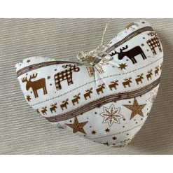 Zierkissen Herzform mit Wintermotiven und Verzierung