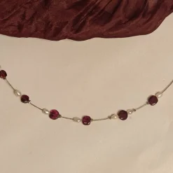 Zierliche Halskette Granat und Zuchtperlen