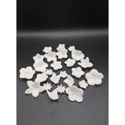 Zuckerblumen , Fondant Blumen, Zuckerfiguren, Tortendekoration, Geburtstag