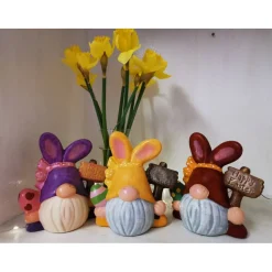 Zuckersüsser Osterwichtel in lila