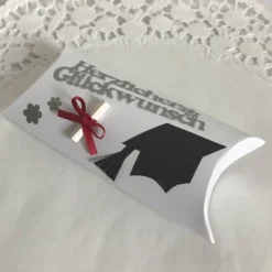 Zum Abschluss Bachelor Abitur Promotion Doktortitel Studium Examen ein Geldgeschenk verschenken Geschenk Gutschein Geld