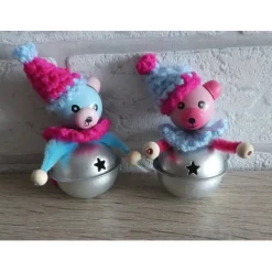 Zwei Bärchen mit Glöckchen zum Aufhängen - pink/blau/silber